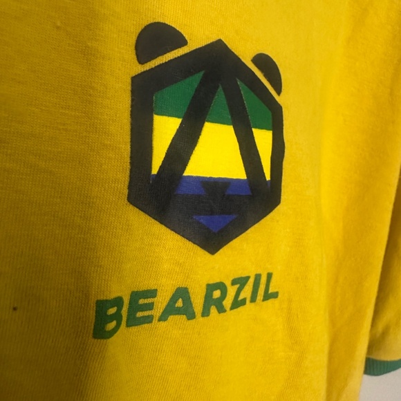 BEARzil T Shirt 21" armpit to armpit Cotton blend No size or fabric tag - Picture 2 of 4